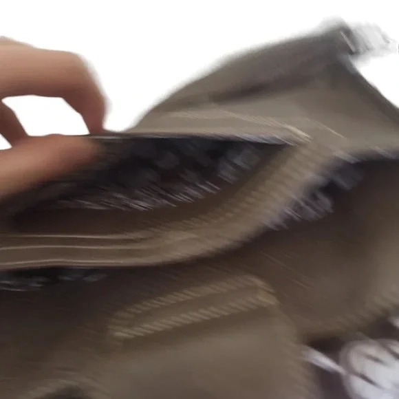 Bandana Laramie Shoulder Bag / Clutch - Picture 7 of 9